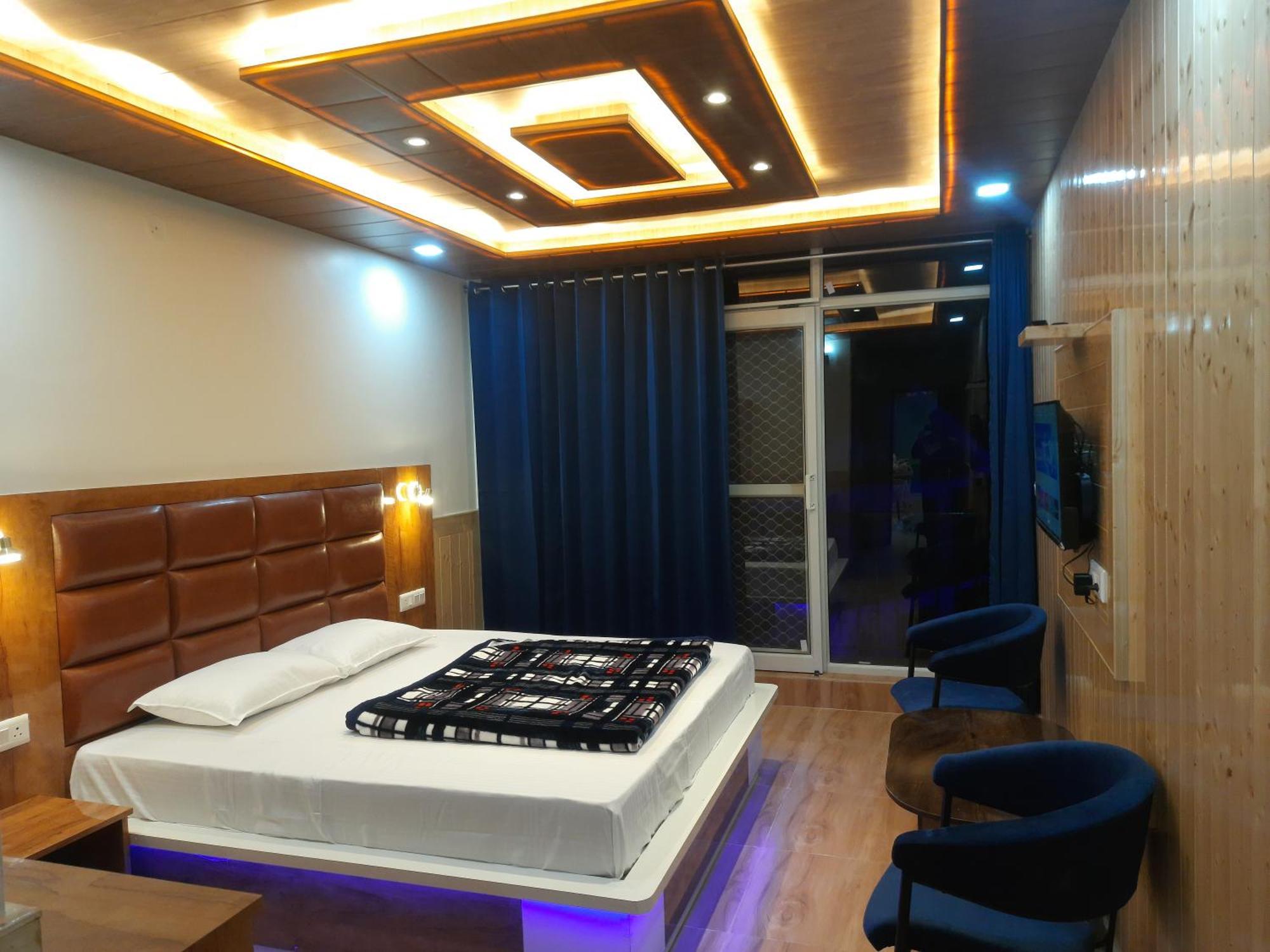 Aagaman Woods Apartment ชิมลา ภายนอก รูปภาพ