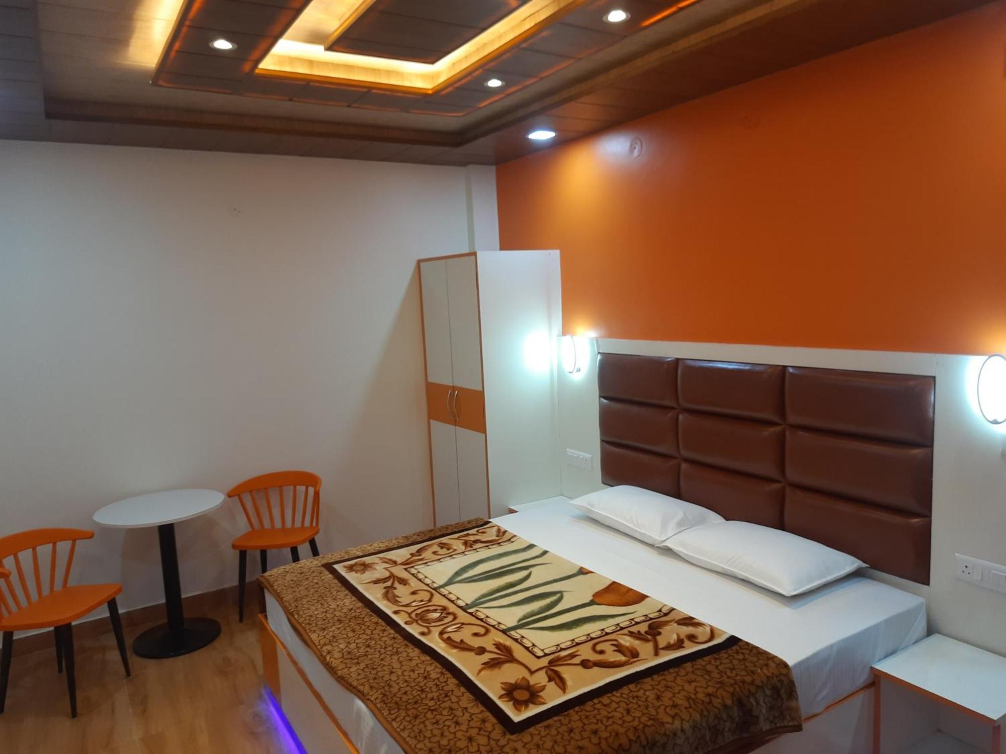 Aagaman Woods Apartment ชิมลา ภายนอก รูปภาพ