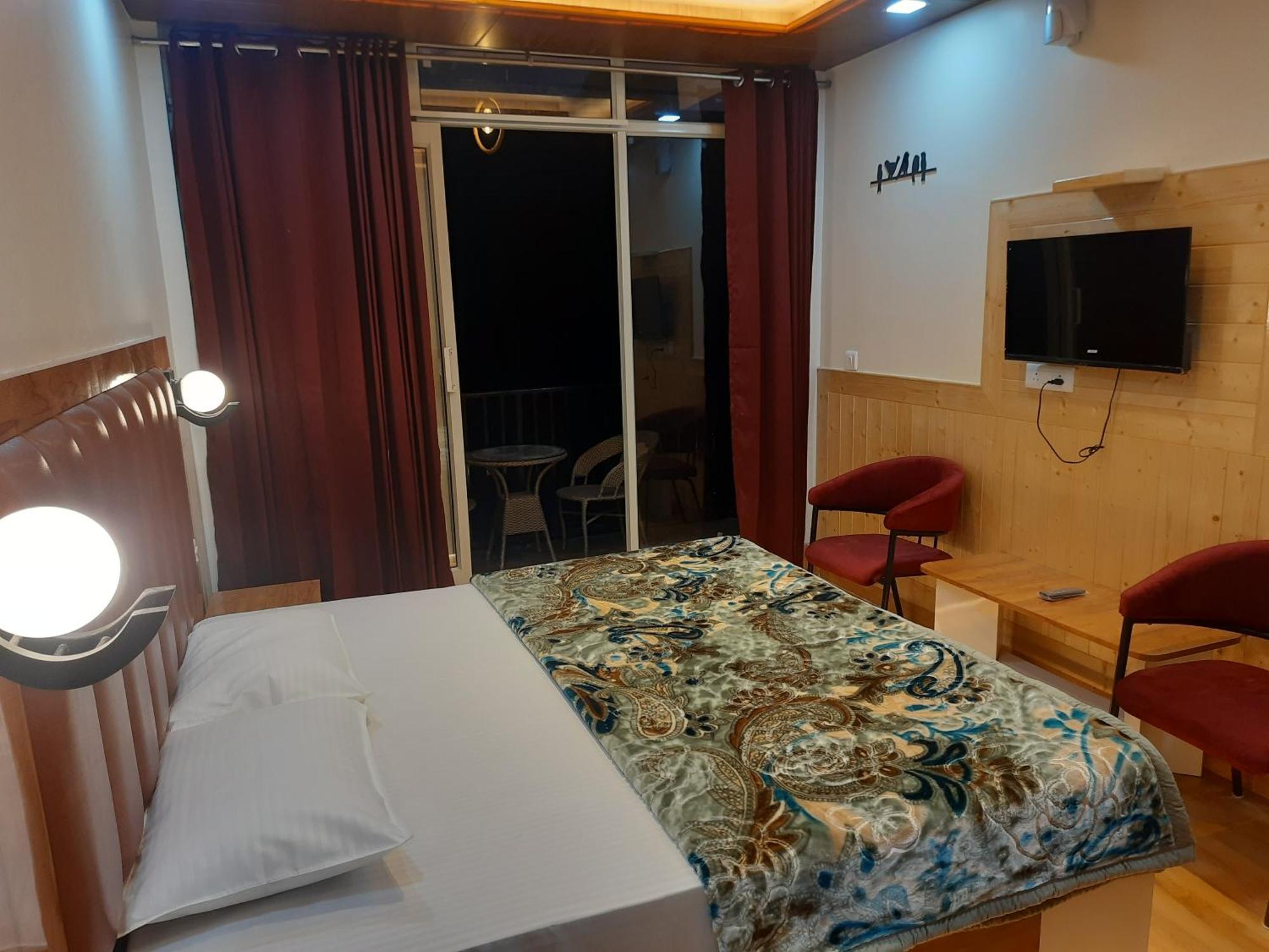 Aagaman Woods Apartment ชิมลา ภายนอก รูปภาพ
